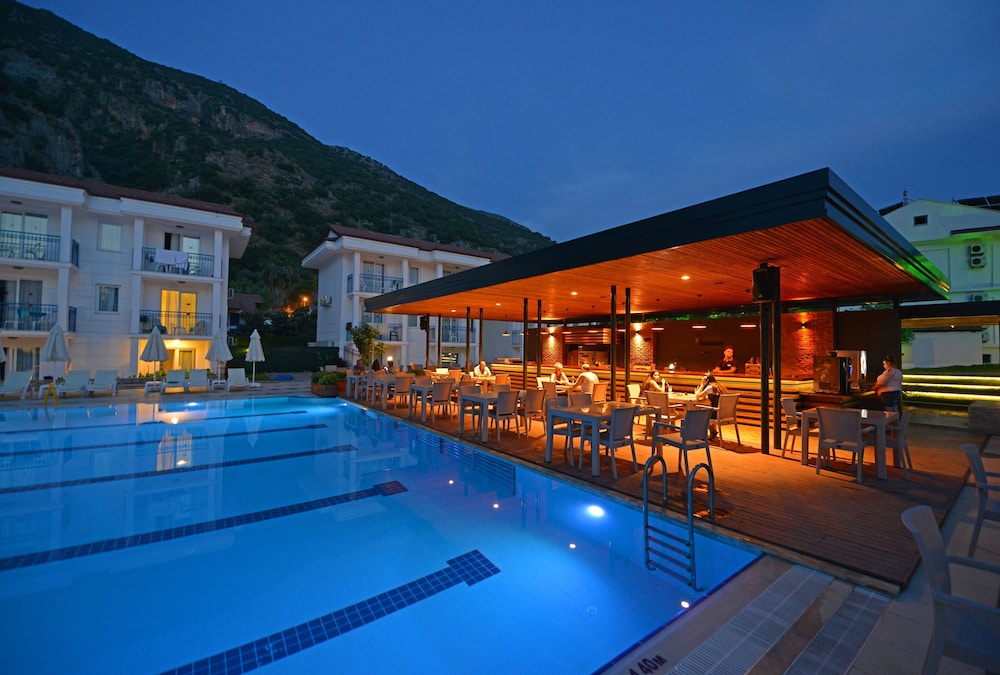 Belcekum Beach Hotel 13/44