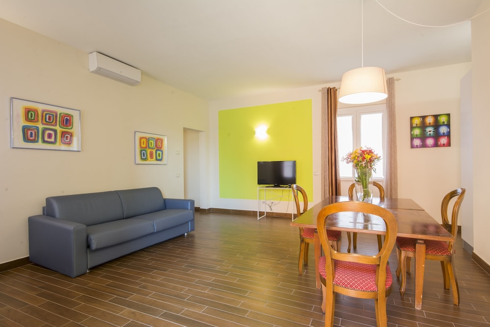 RELAIS CORTE BENEDETTO 42/74