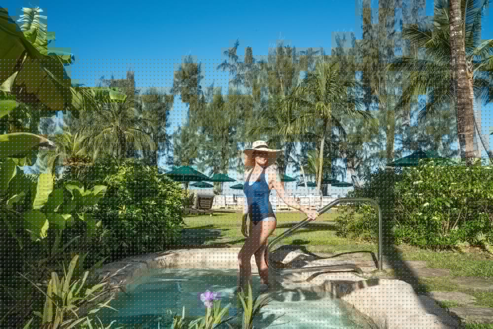 Coral Reef Club 14/85