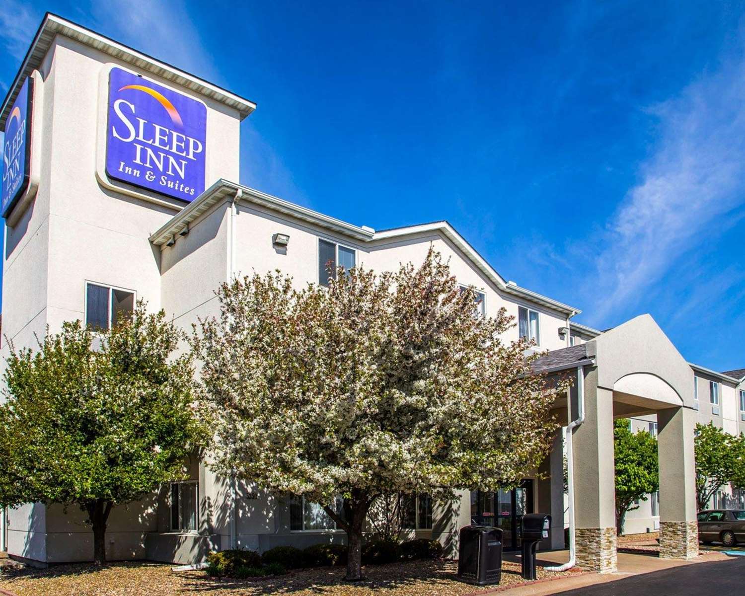 Sleep Inn & Suites Davenport - Quad Cities 1/19