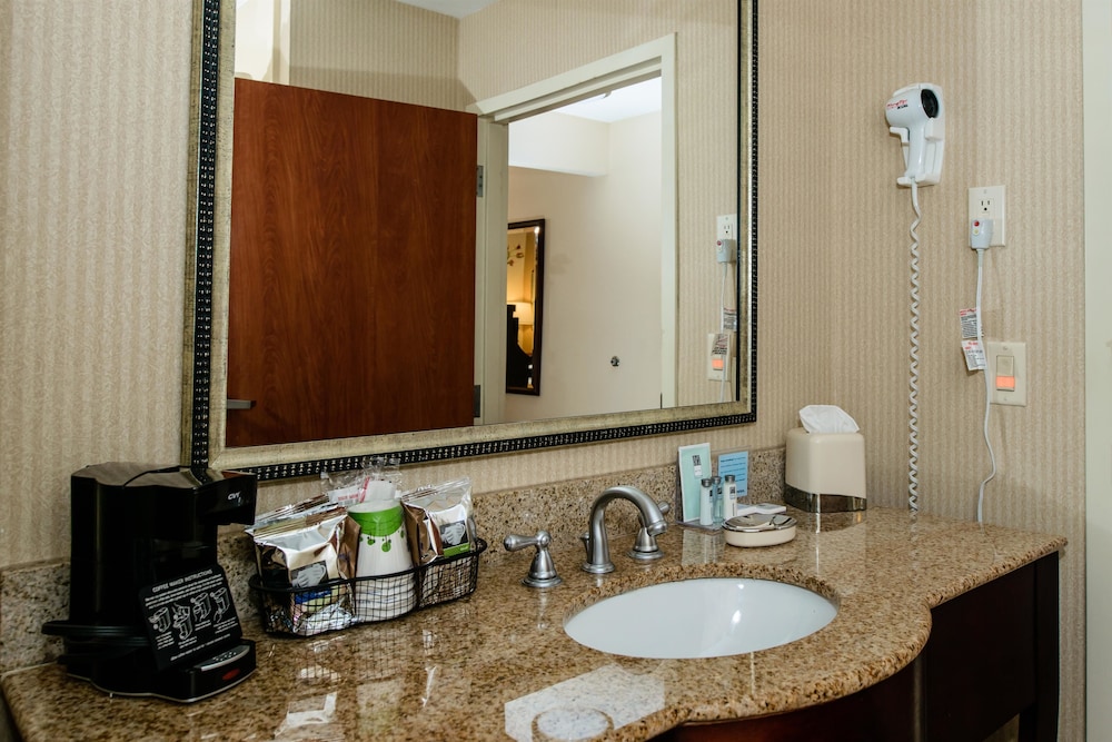 Hampton Inn Victoria 26/58