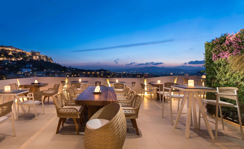 Central Athens hotel 19/29
