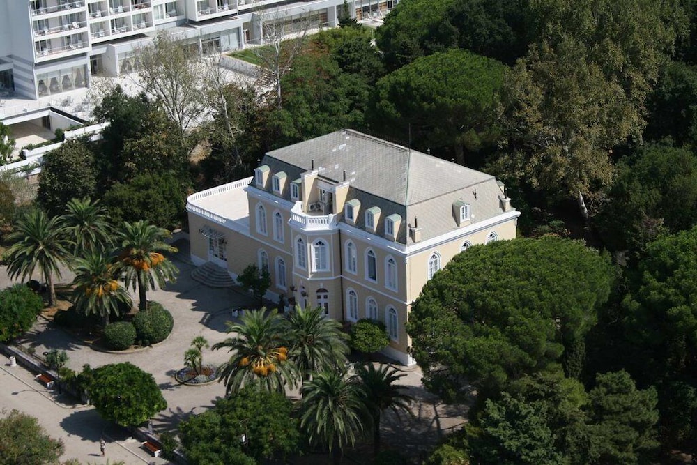 Stara Carsija Resort & Spa 10/78