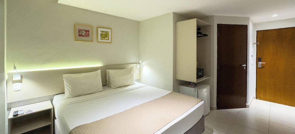 ROOM, DOUBLE BED, ACCESSIBLE