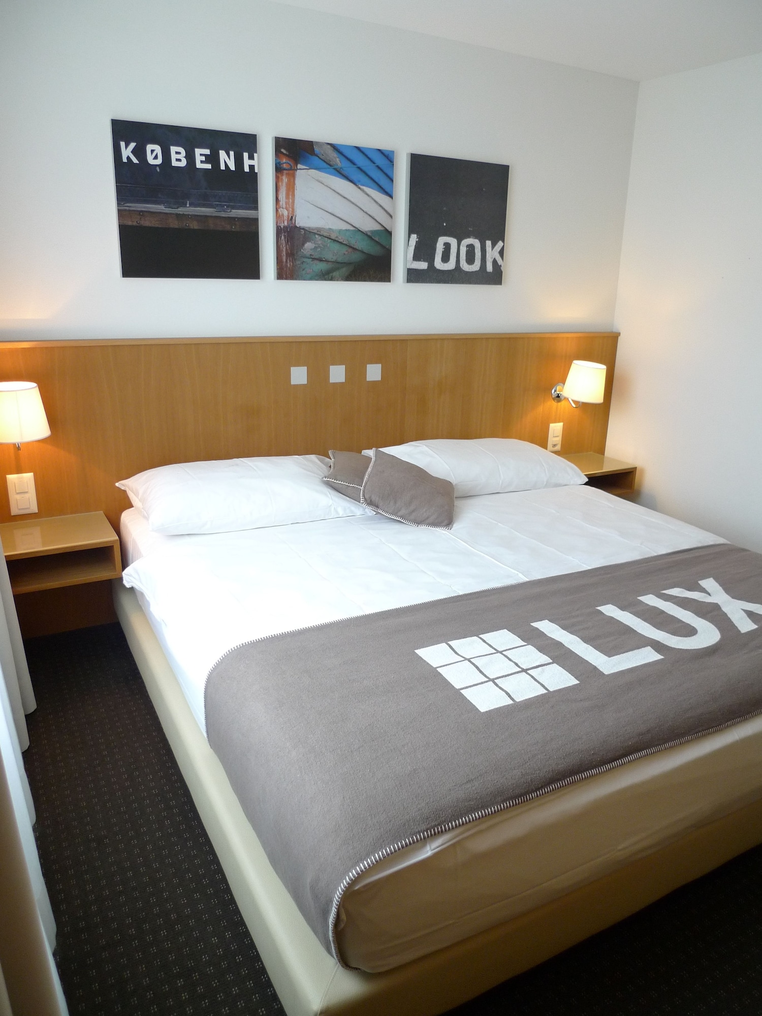 ECONOMY, KING BED