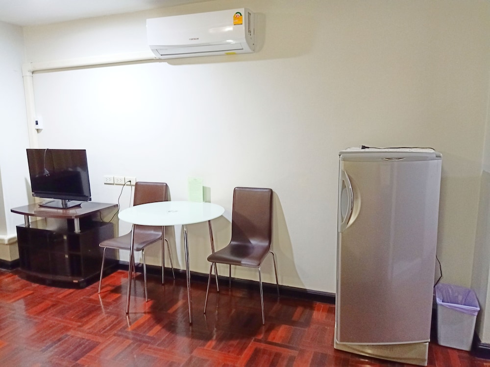 Le Vanvarothai Saladaeng Residence 35/50