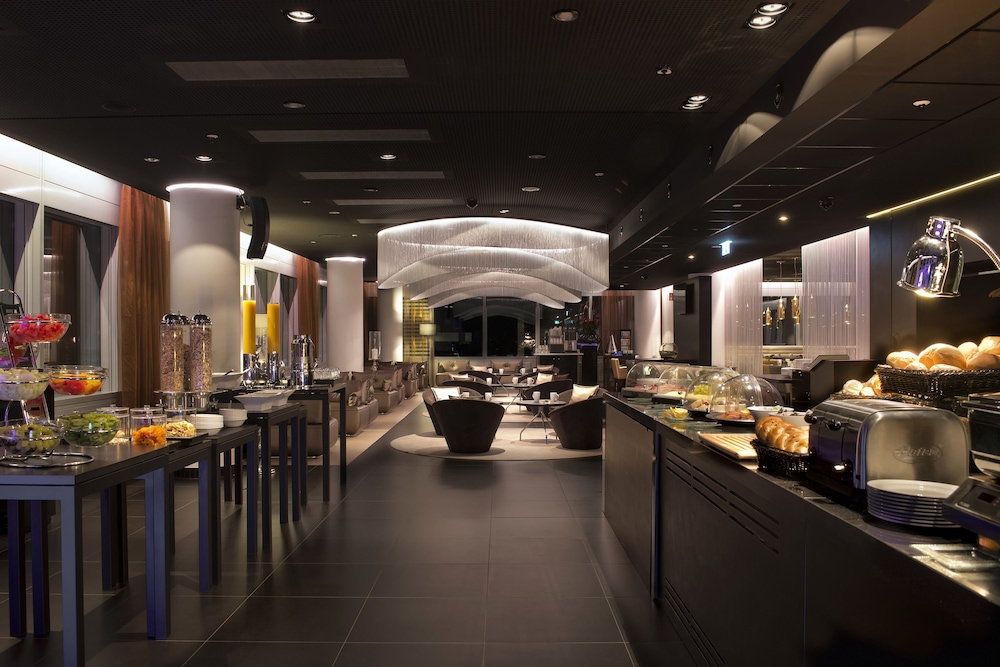 Innside By Melia Dusseldorf Hafen 54/75