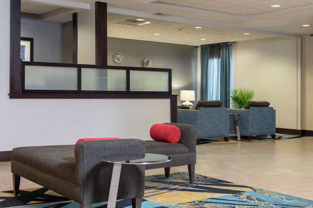 Hampton Inn Akron/Kent Area 48/76