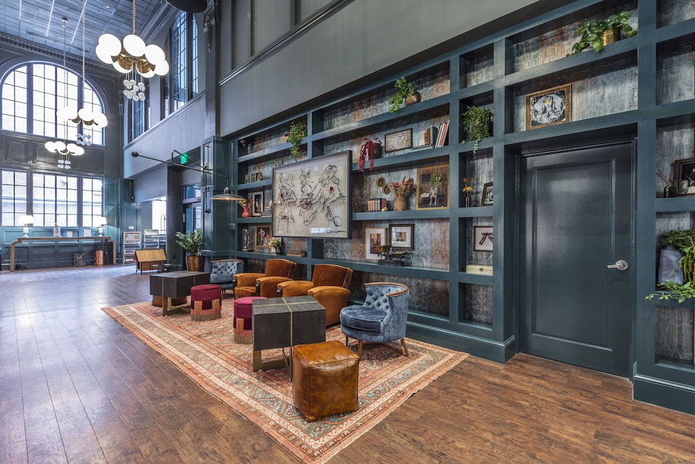 Hotel Indigo Nashville at The Countrypolitan 59/77