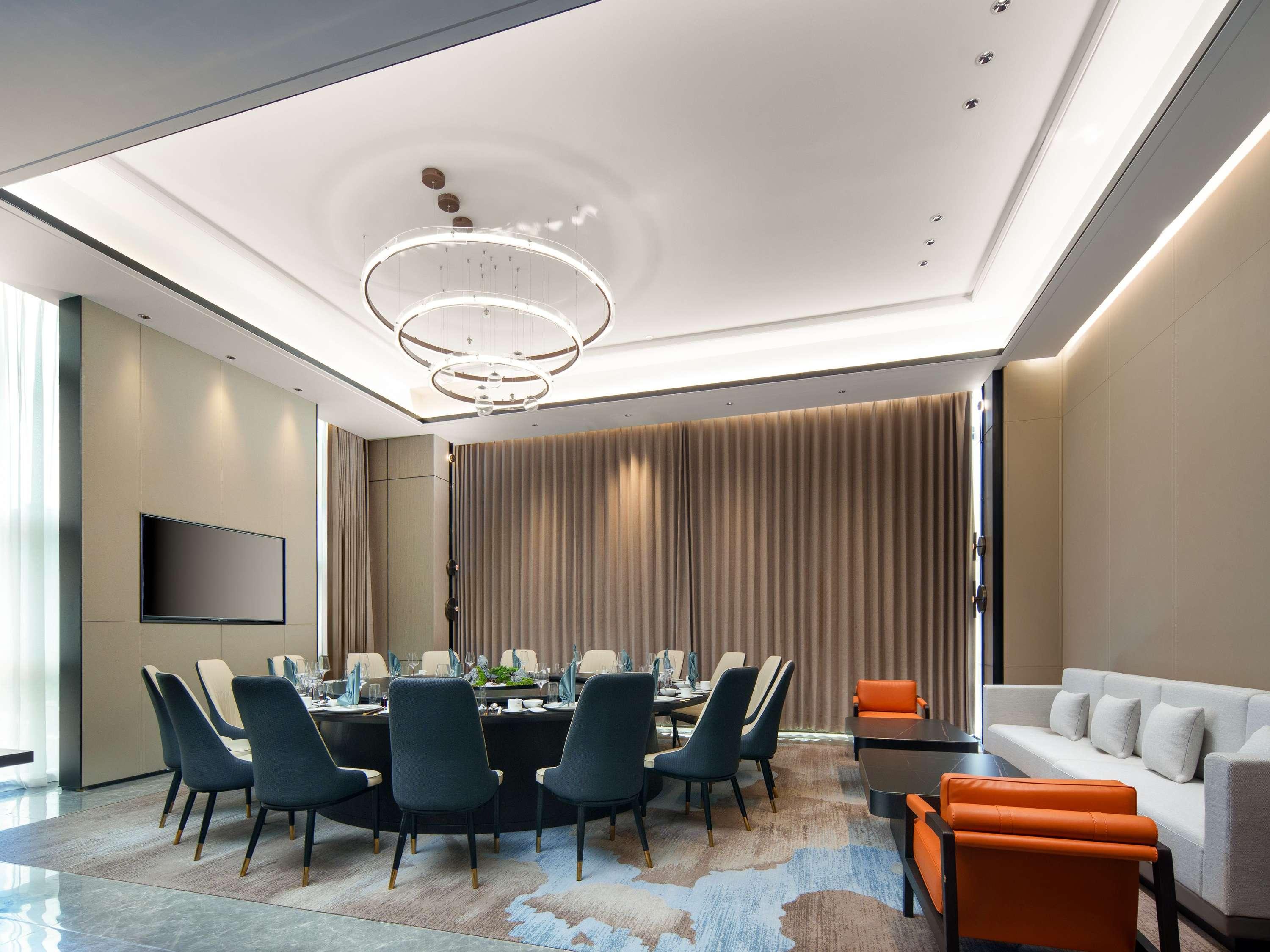 Grand Mercure Wuhan International Expo Center 43/50