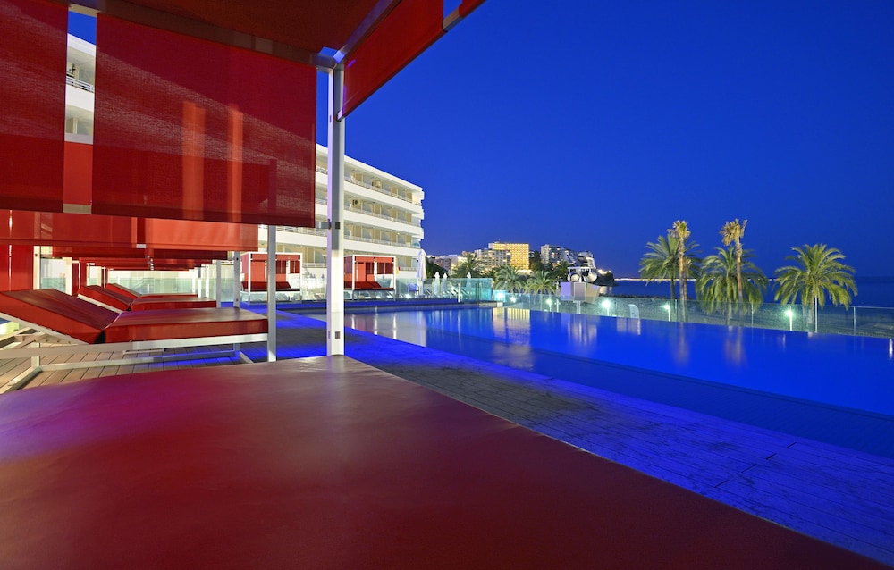 Innside by Melia Wave Calvia 11/76