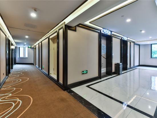 XANA HOTELLE Chengdu 23/30
