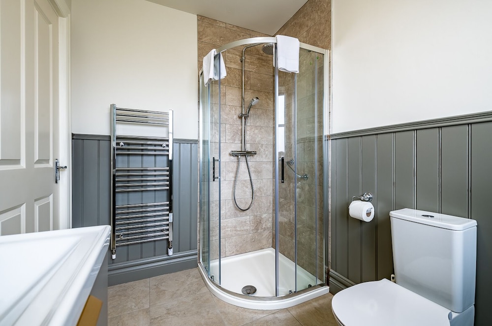 Foley's Guesthouse Hotel 43/43