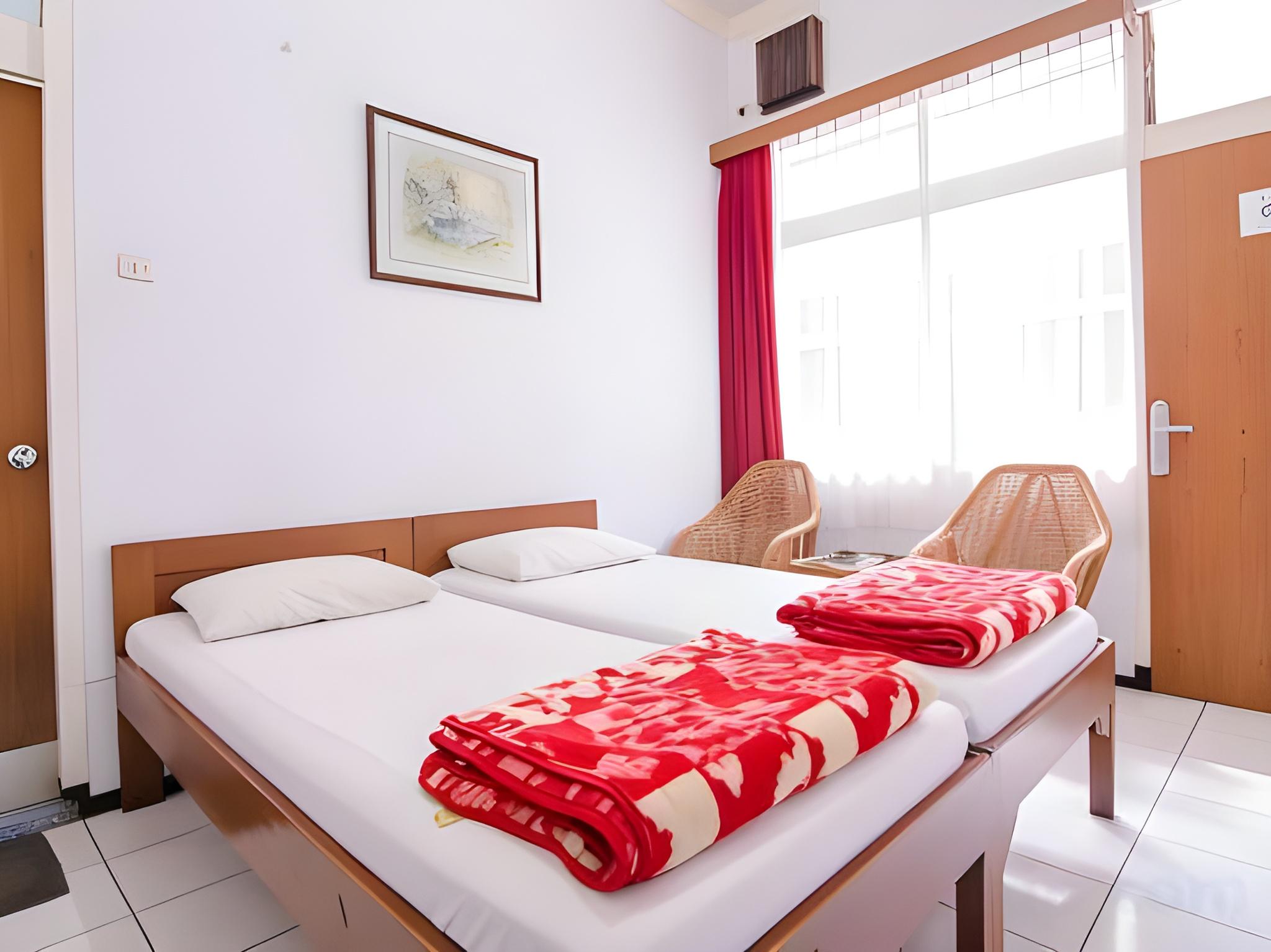 Hotel Tosari 10/21