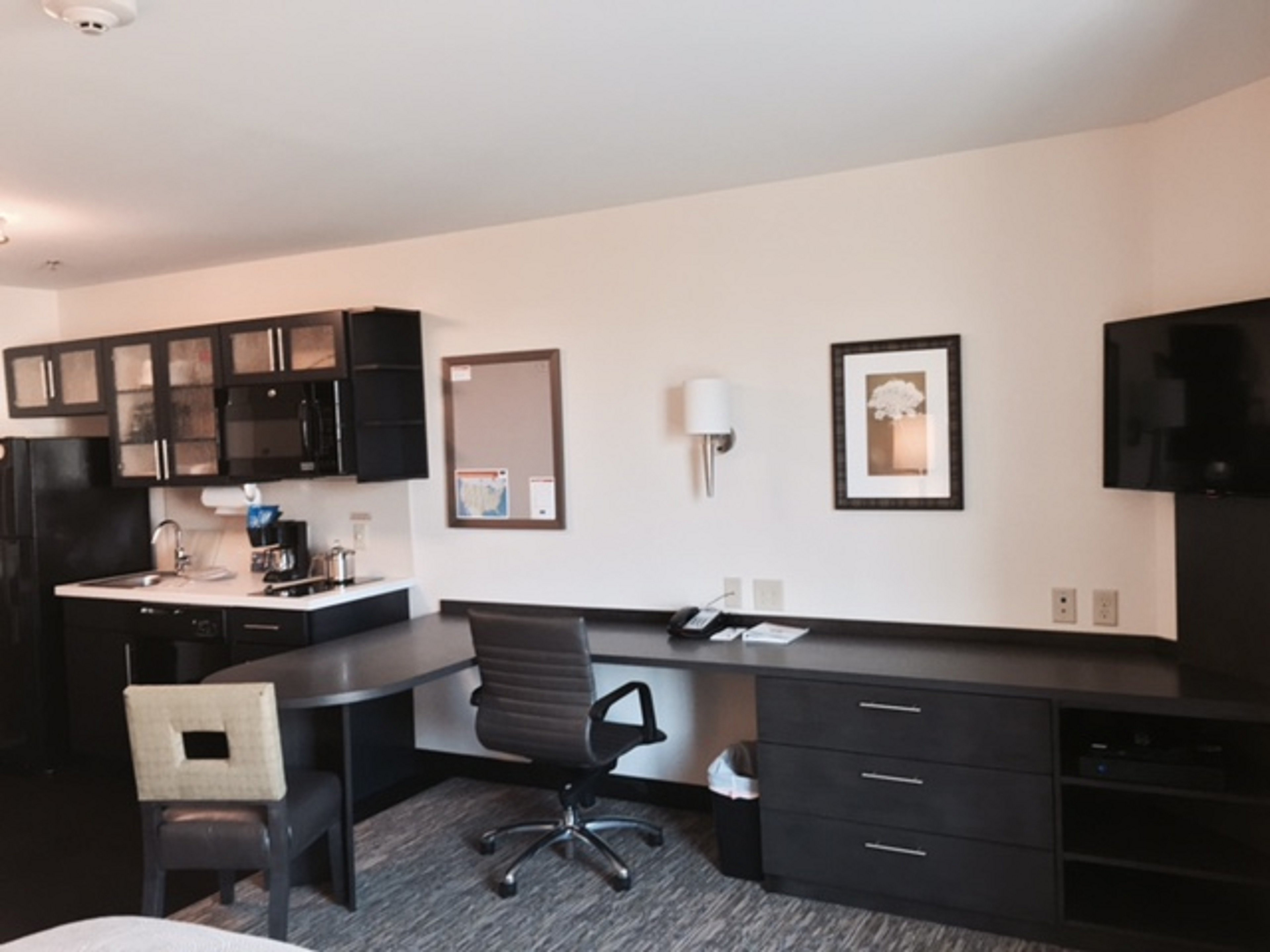 Candlewood Suites Youngstown West - Austintown, an IHG Hotel 48/56