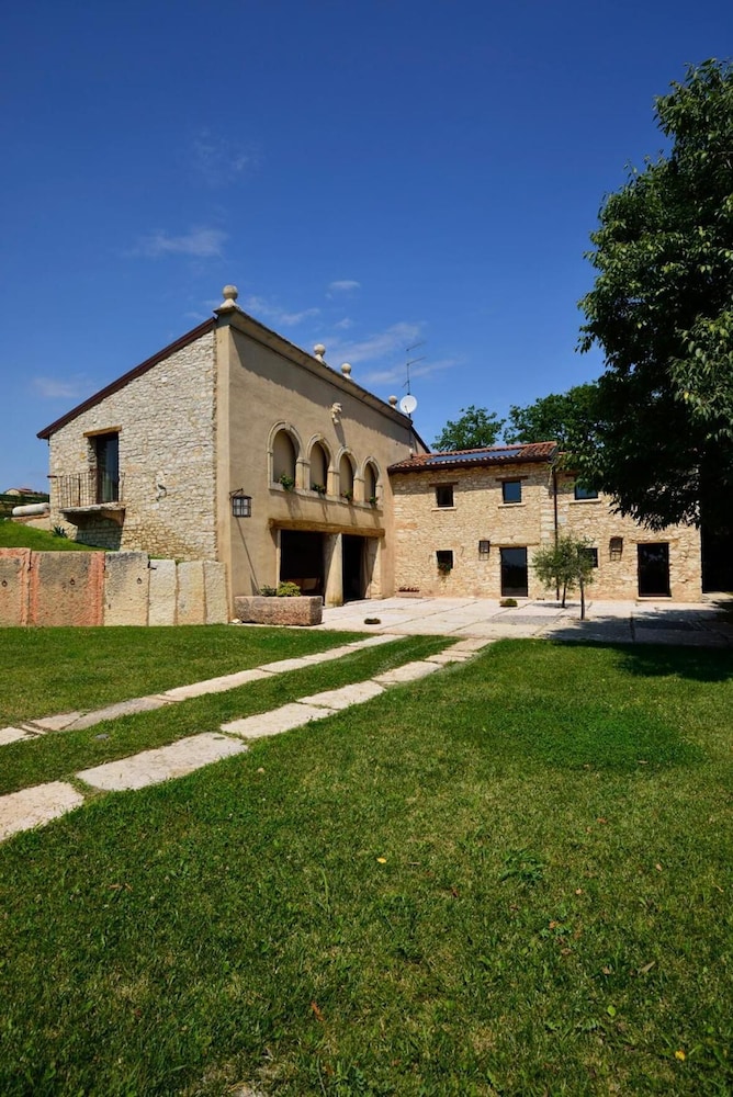 Tenuta Le Cave 74/79