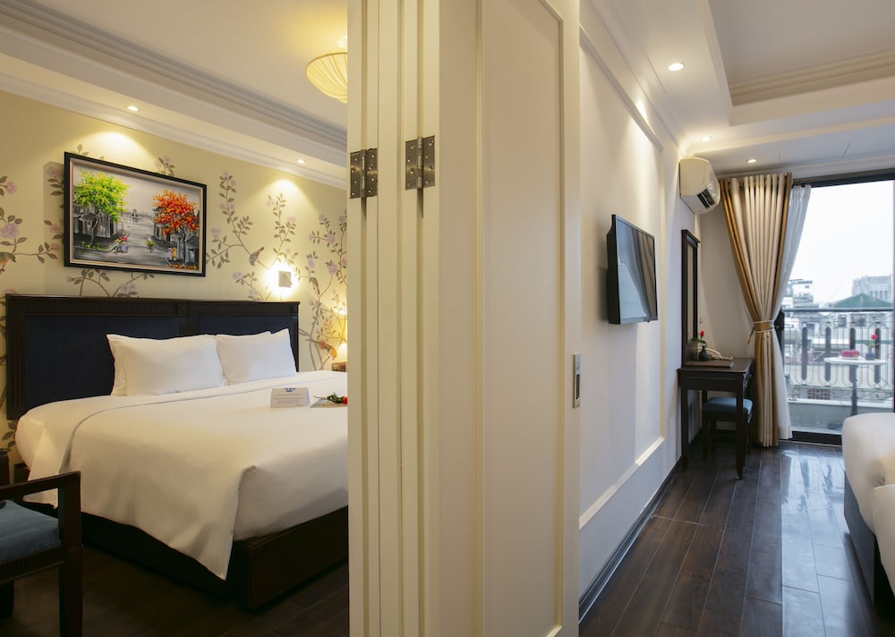 Golden Legend Hotel 10/34