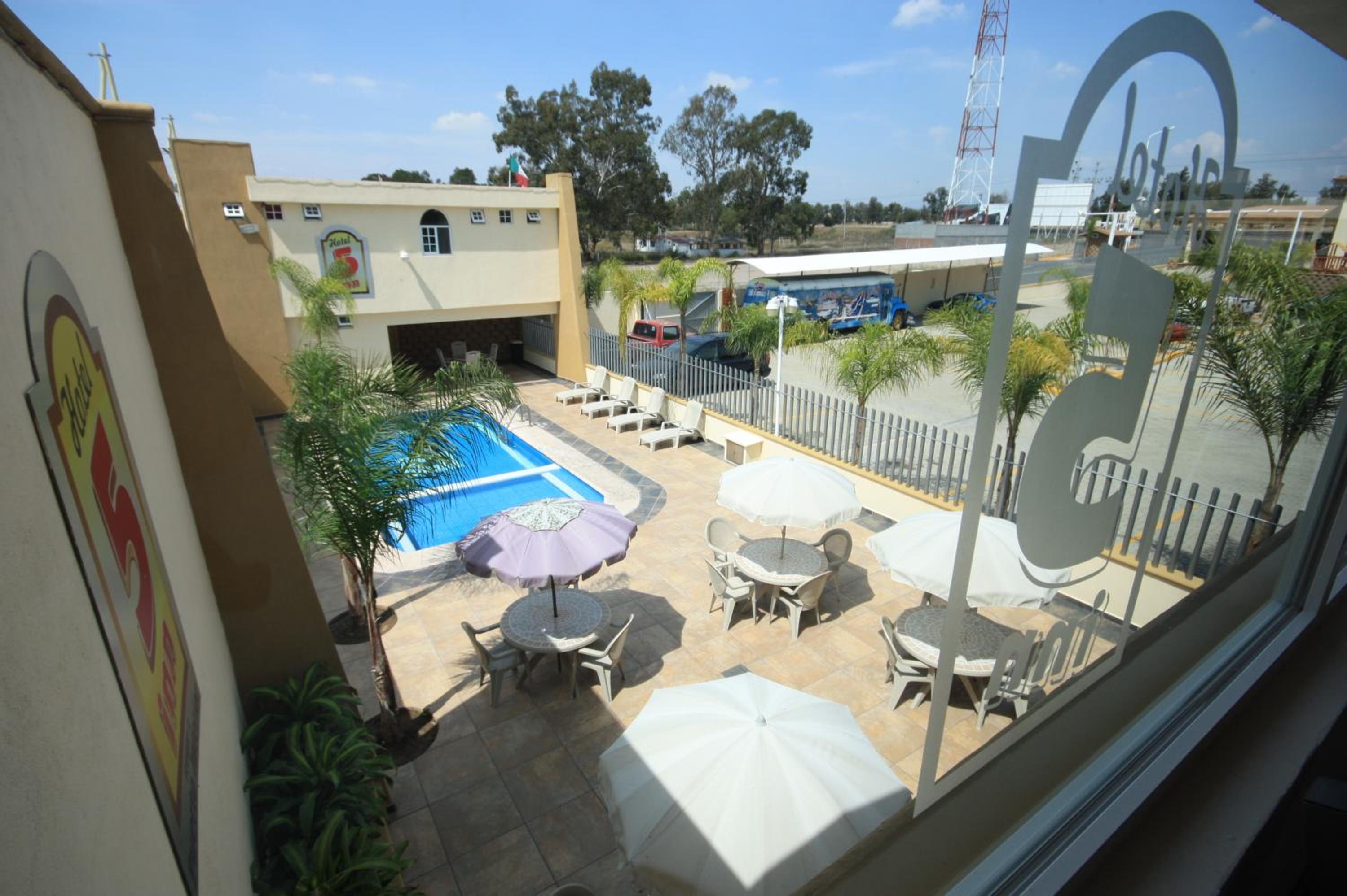 Hotel 5 Inn 25/50