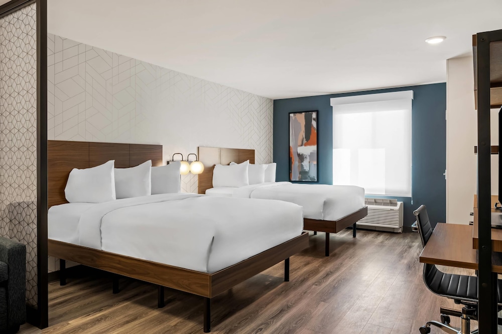 Everhome Suites Bozeman 31/60