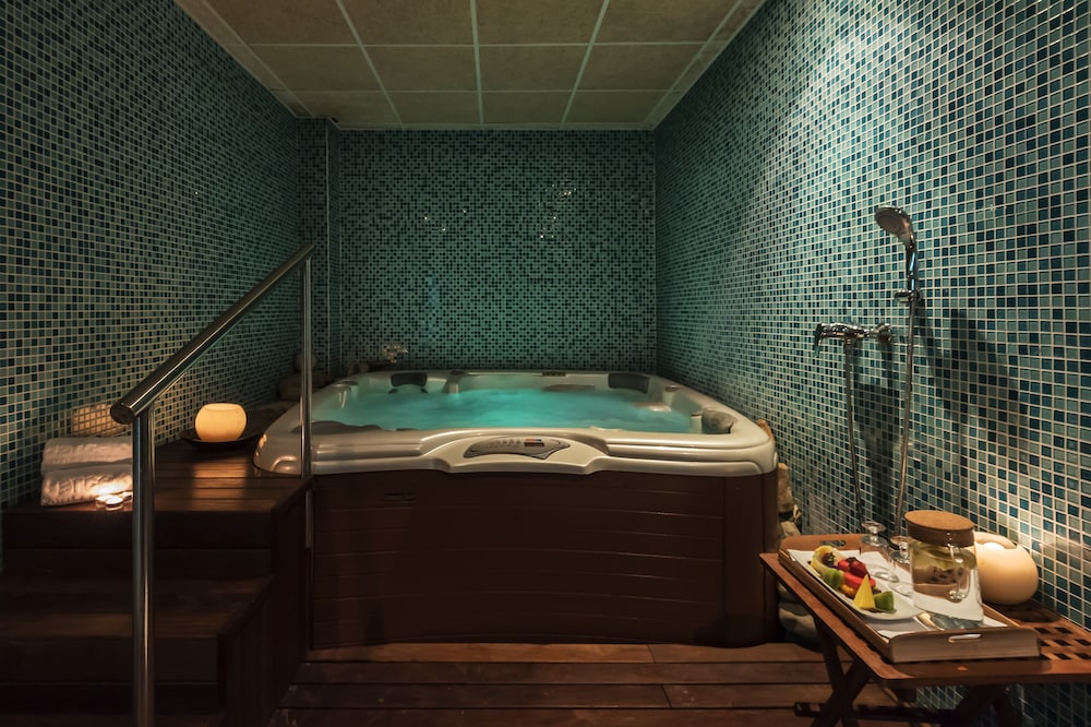 Hotel & Spa Monasterio de Boltana 23/40