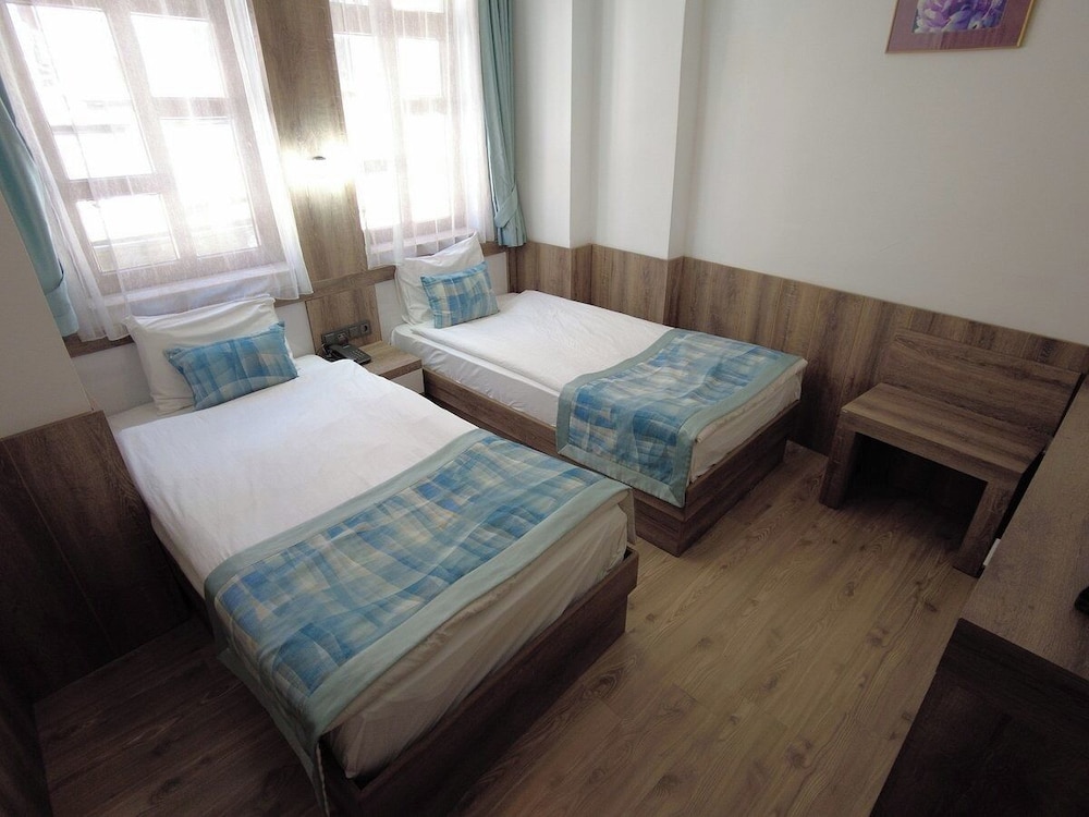 Oscar Boutique Hotel 8/50