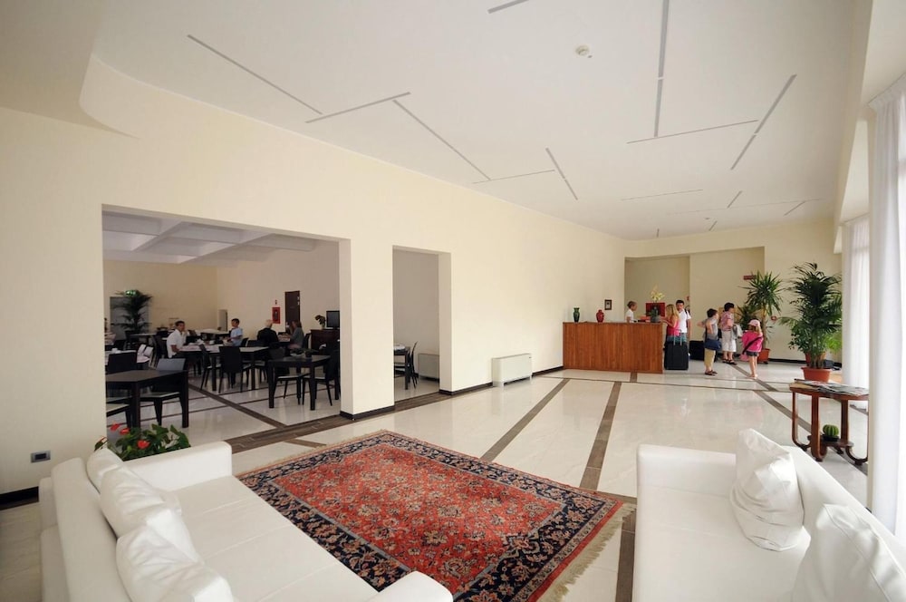 Hotel Sorriso 4/17