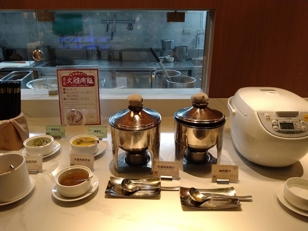 Evergreen Palace Hotel Chiayi 37/50