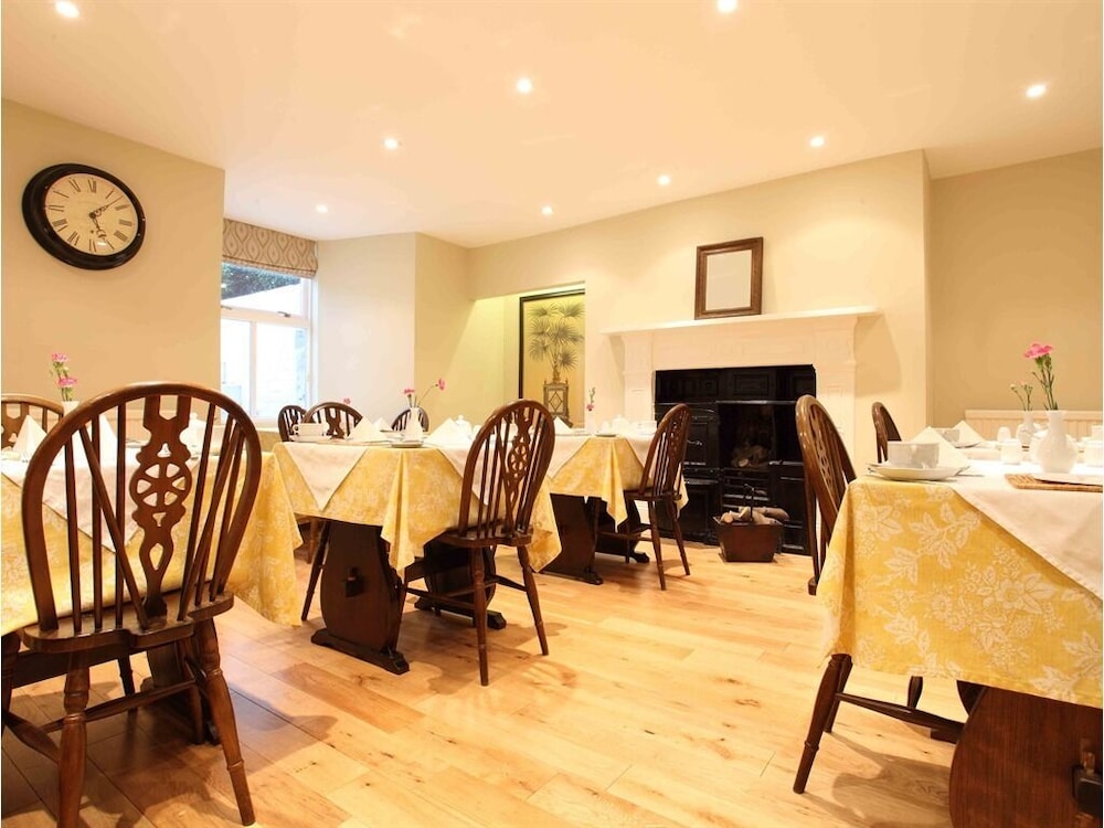 Holmwood House Hotel 14/23