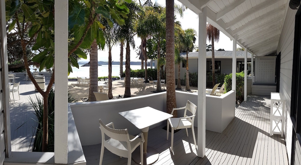 BEACH HOUSE KAWAU ISLAND 26/51