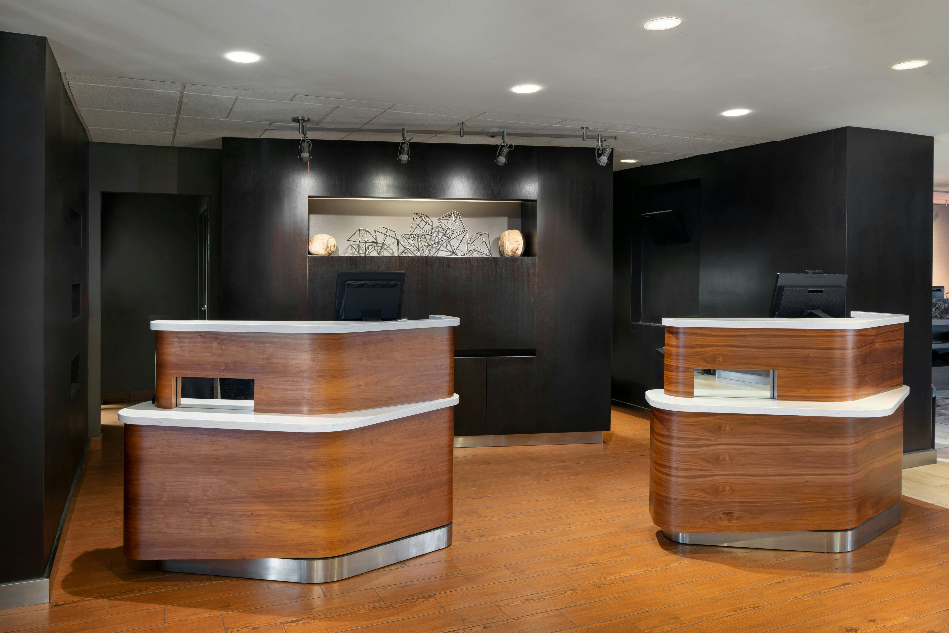 Courtyard by Marriott San Francisco Airport 1/17