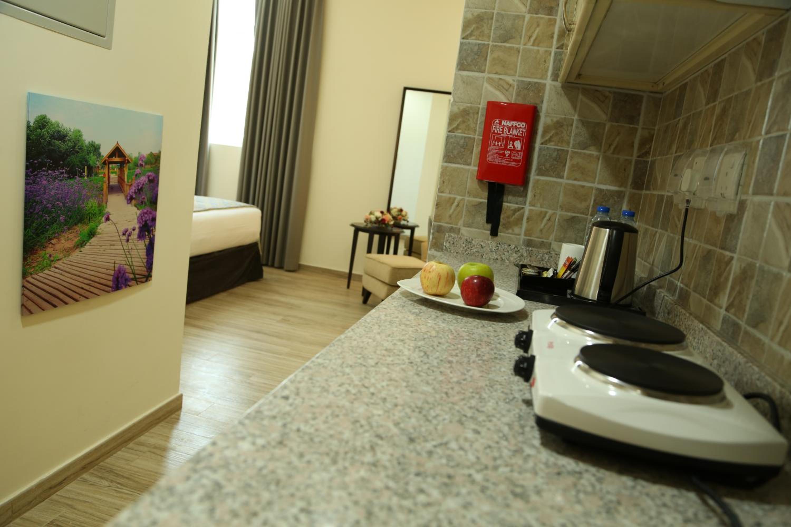 Uptown Apartments By Gewan 50/50