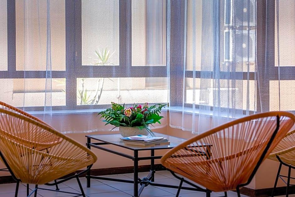 Imperio Hotel 48/56