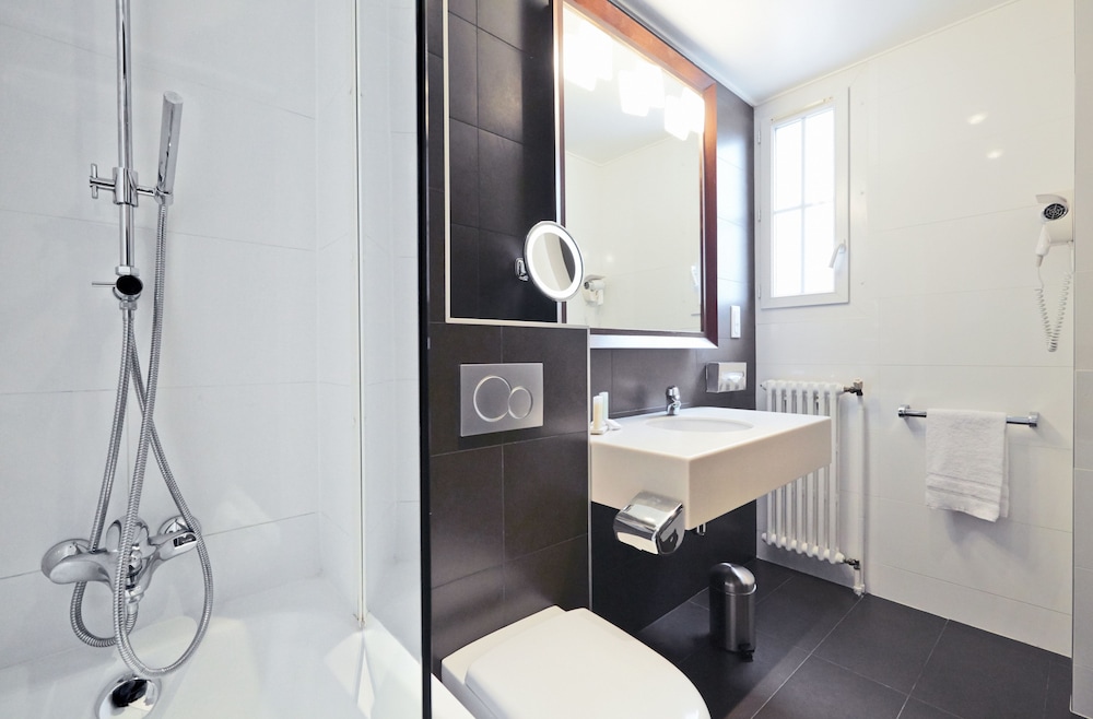 Solly Hotel Paris 47/50