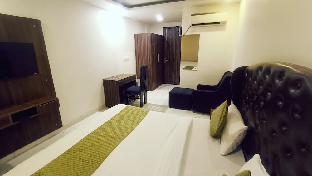 Oyo 10274 Hotel Aamara 42/61
