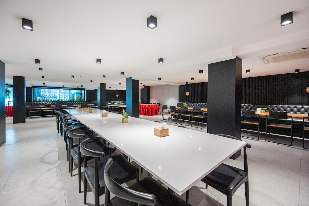 Loft Bangkok Hotel 61/72