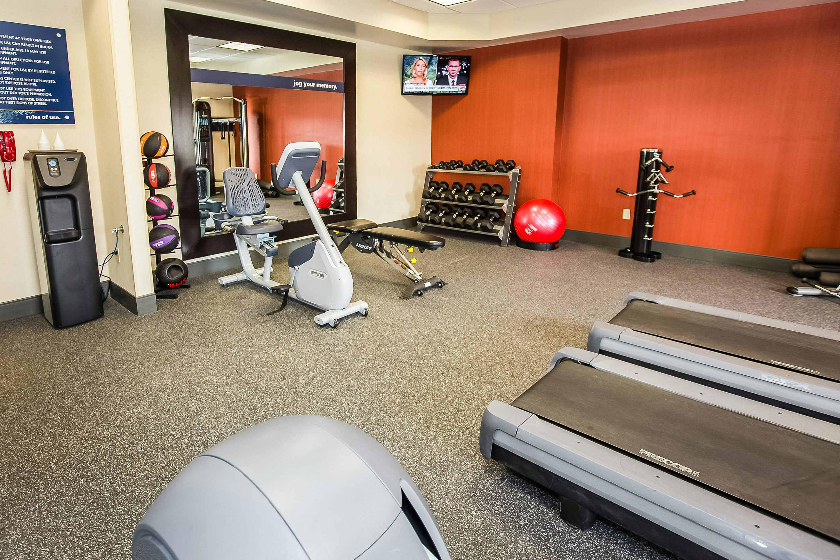 Hampton Inn & Suites Blairsville 34/45