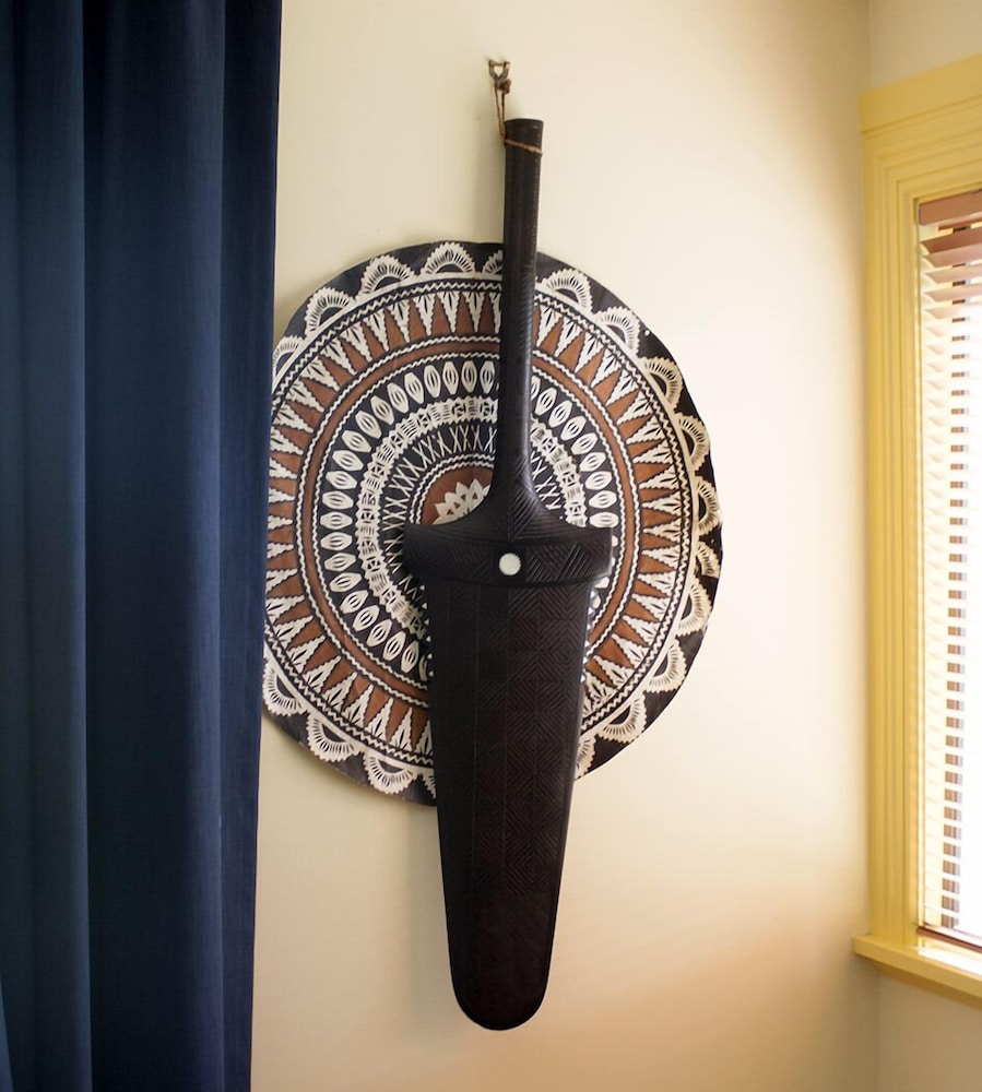 The Great Ponsonby Arthotel 27/72