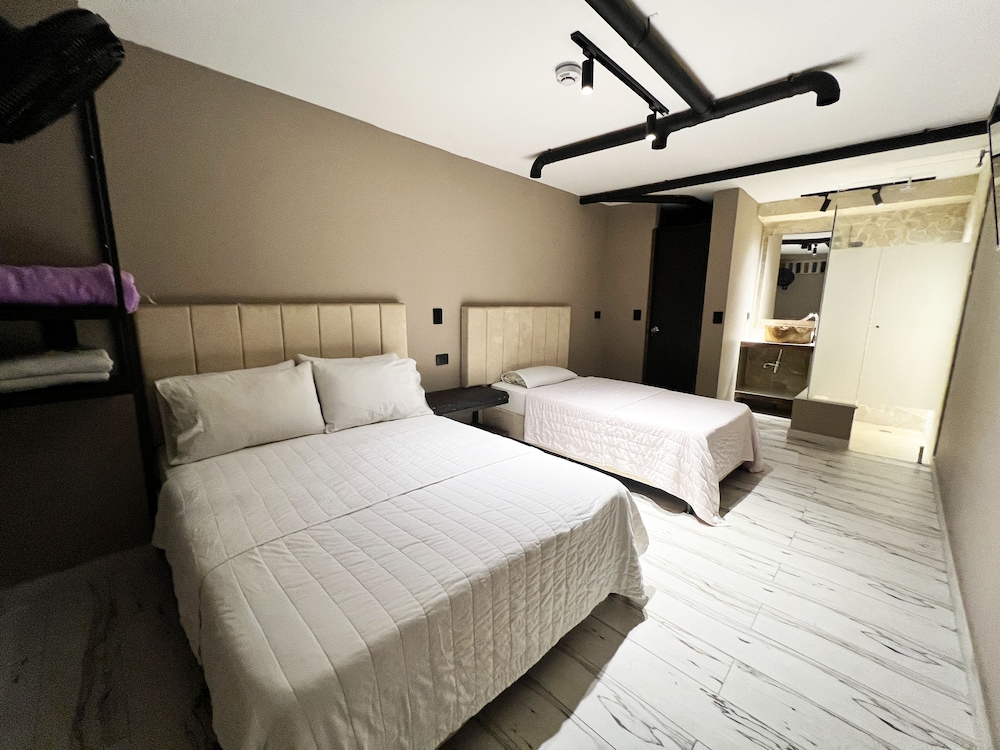 Hotel Natural Medellin 37/62