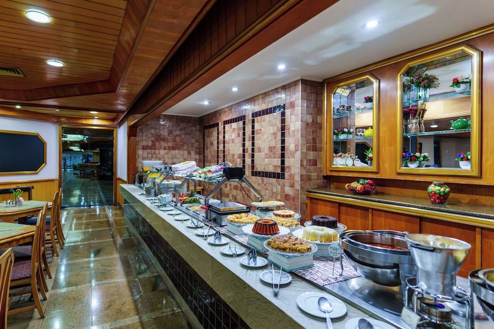 Hotel Pan Americano 38/50