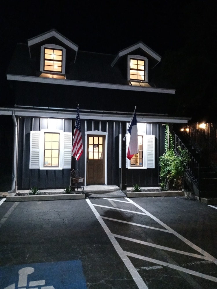 The Lodge Above Town Creek 62/73