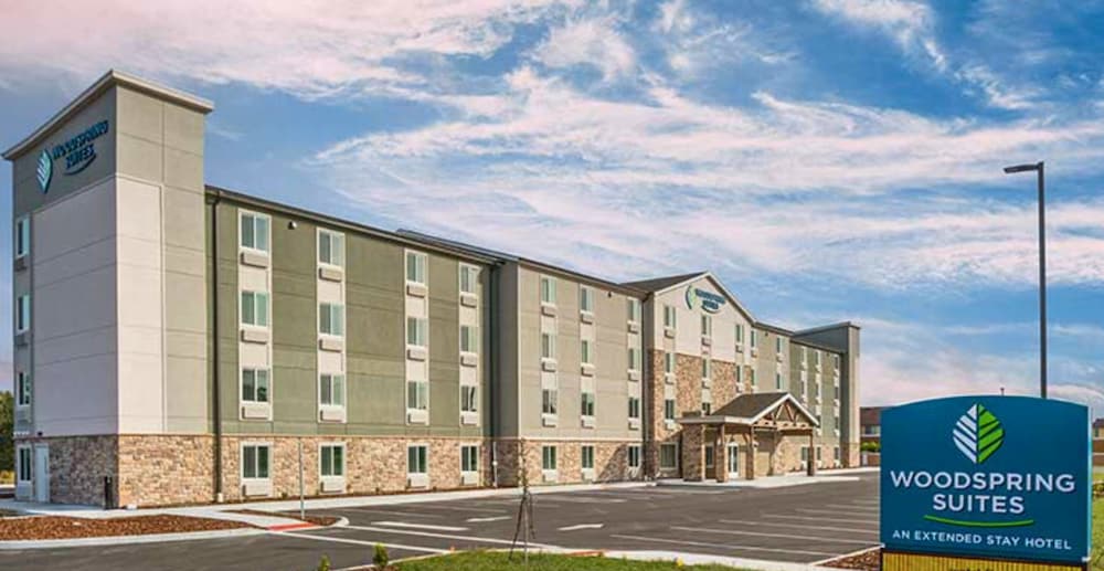 WoodSpring Suites Fort Myers - Cape Coral photo5