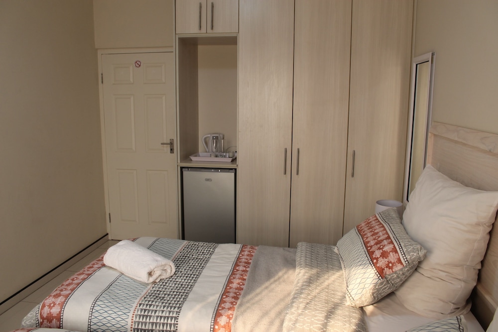 Seboa's Guesthouse 7/36