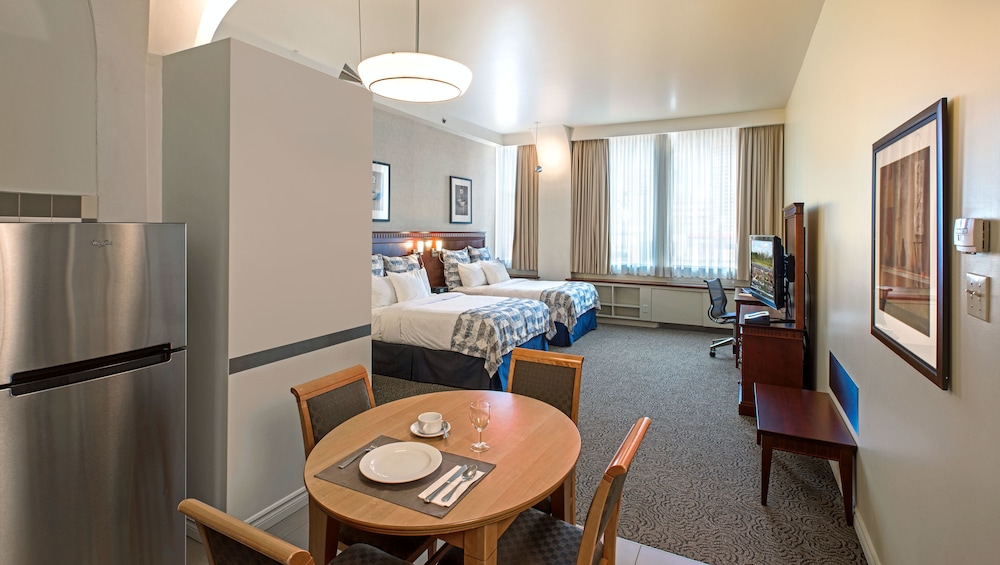 Le Square Phillips Hotel And Suites 26/45