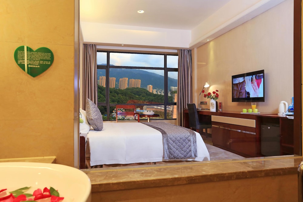 Ramada by Wyndham Longyan 55/55