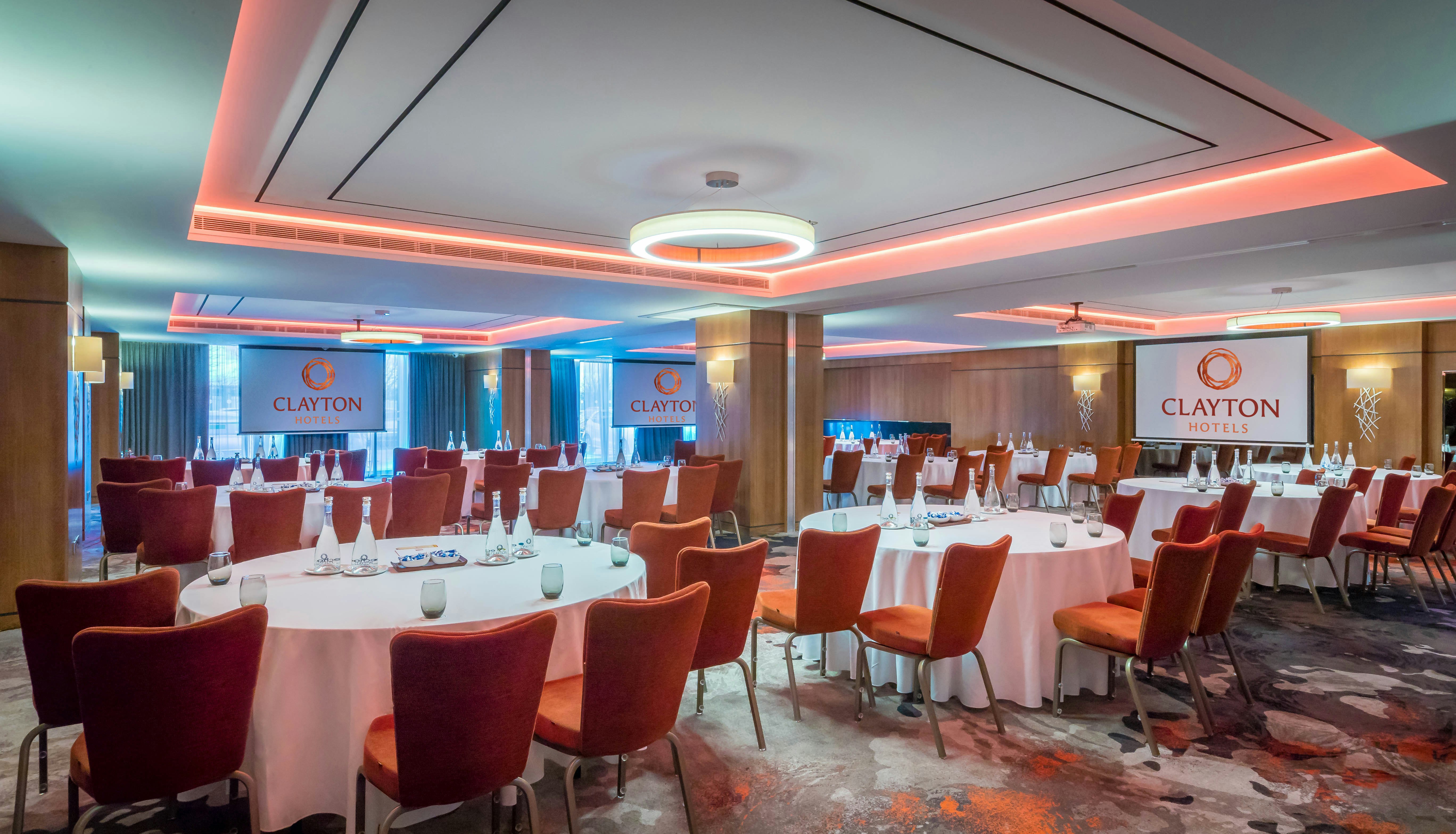 Clayton Hotel Dublin Airport 27/29