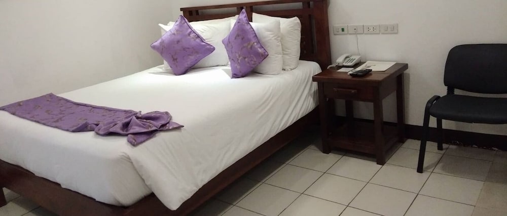 Safari Lodge Baguio By Log Cabin Hotel 30/76