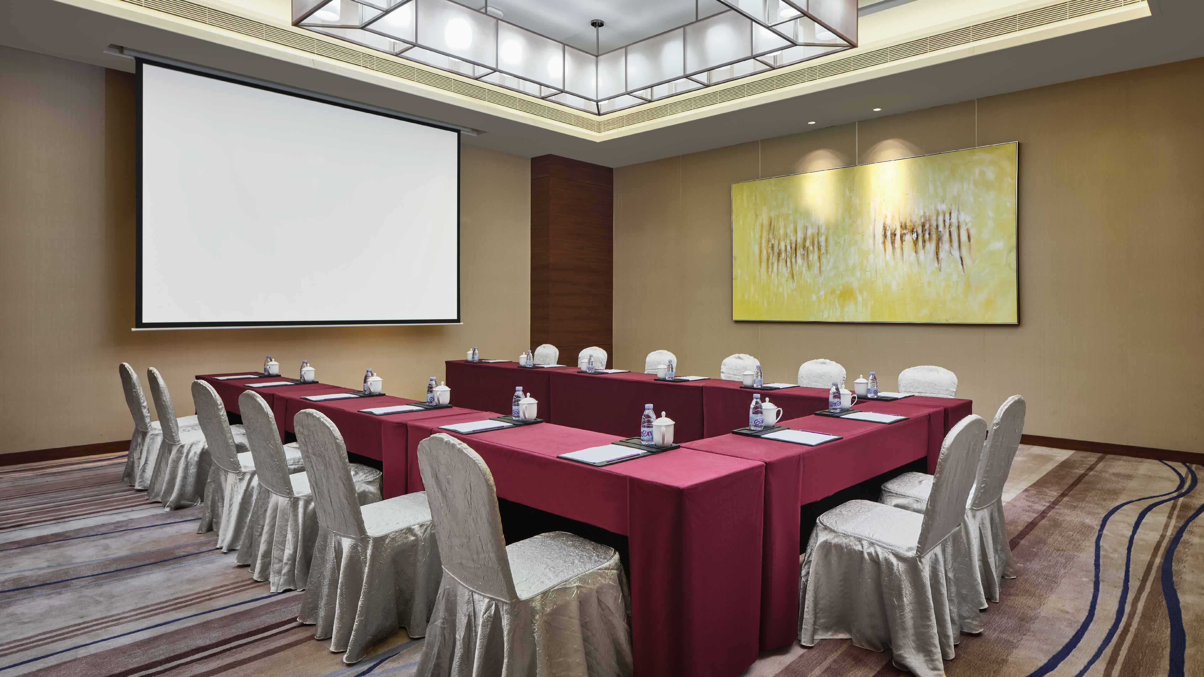 CROWNE PLAZA HAILING ISLAND 37/50