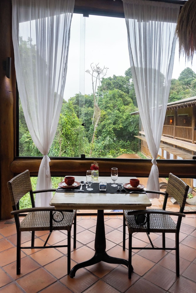 Kalango Boutique Hotel 68/75