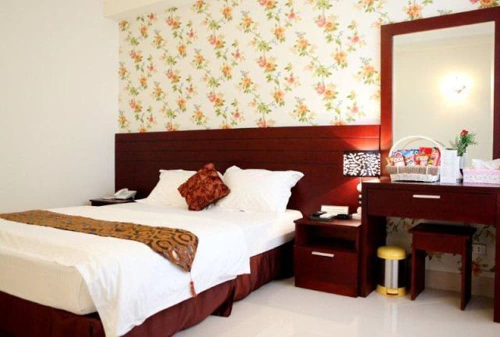 Amore Hotel 11/47