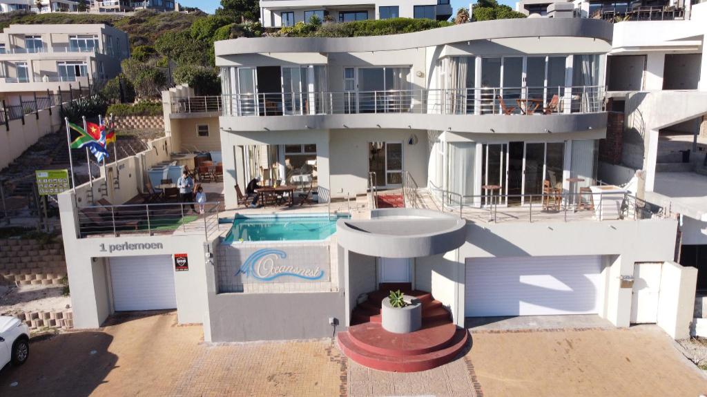 Oceansnest Guest House 7/50